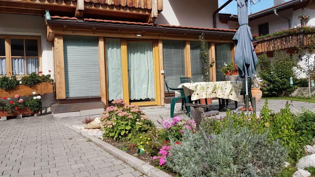 Апартаменты Bina' S House Силлиан Экстерьер фото